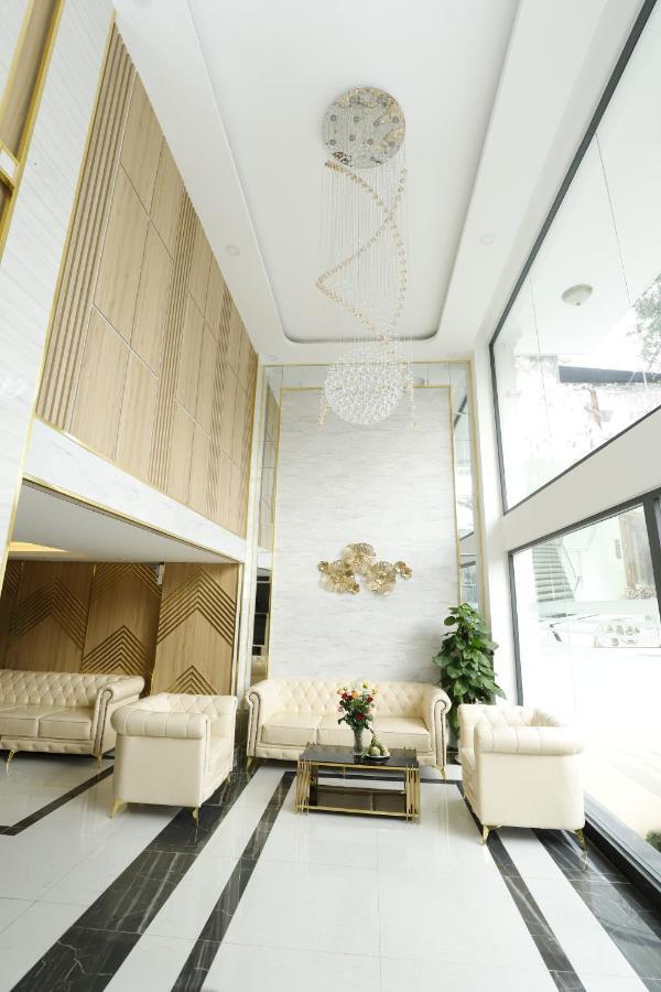 Luxury Hotel Хошимін Екстер'єр фото